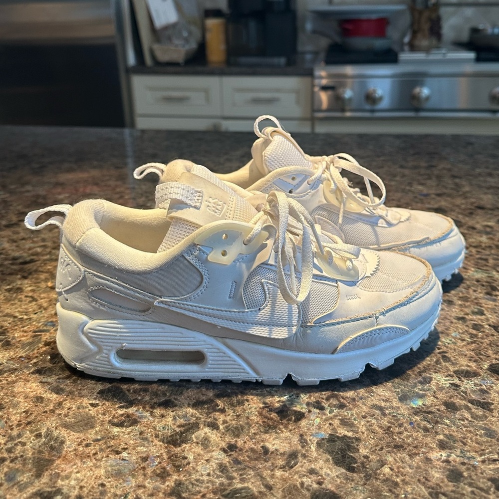 Nike Women’s Air Max 90 Futura
